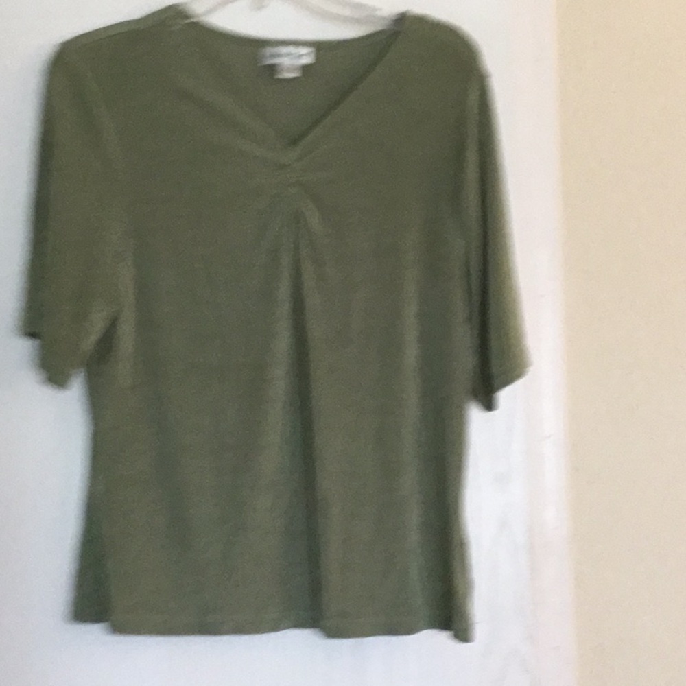 Cold water Creek. Top green size Large.